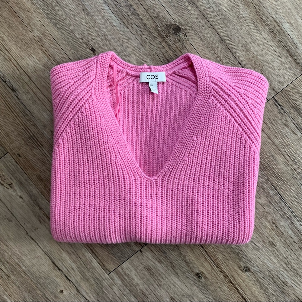 COS Pink V-Neck Sweater